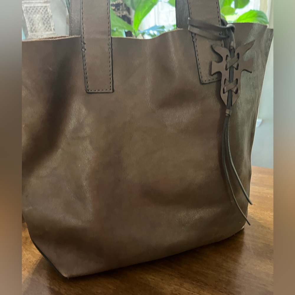 Frye leather shoulder bag